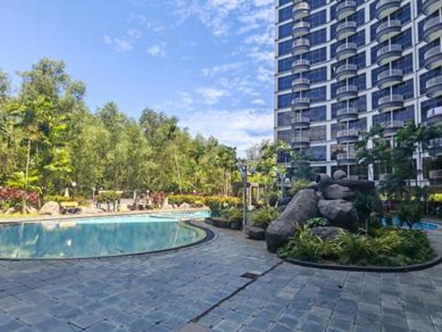 Condominium for sale in Malaka