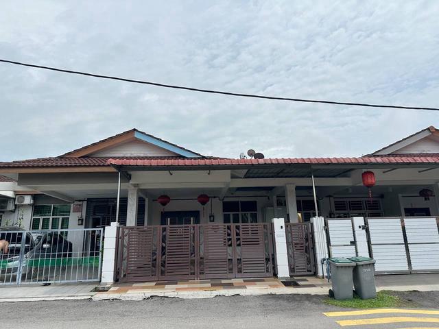 Terraced House for sale in Cheng, Malaka