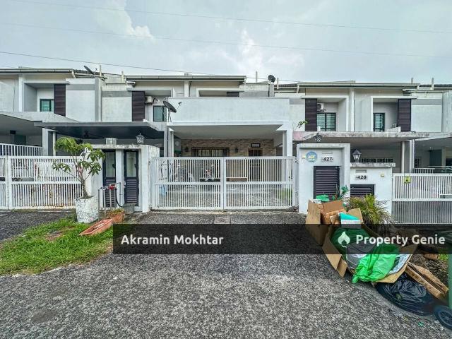Terraced House for sale in Laman Delfina, Seremban