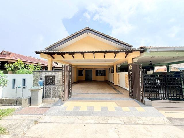 Terraced House for sale in Nilai, Negeri Sembilan