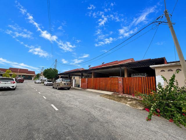 Residential House for sale in Kampung Balok, Kuantan