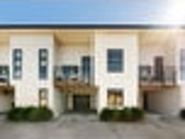 Townhouse for sale in Sterling Gate, Tauranga