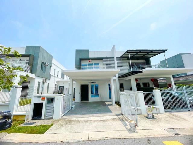 Residential House for sale in Nilai, Negeri Sembilan