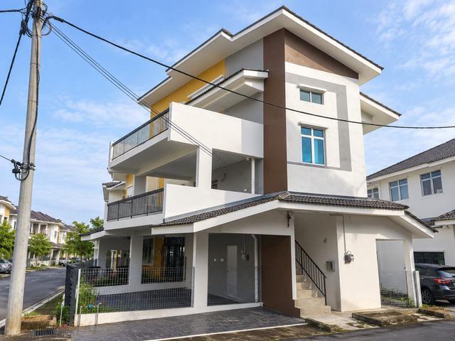 Townhouse for sale in Durian Tunggal, Alor Gajah