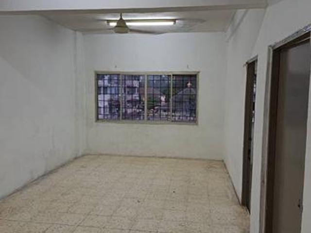 Apartment for sale in Kajang, Langat