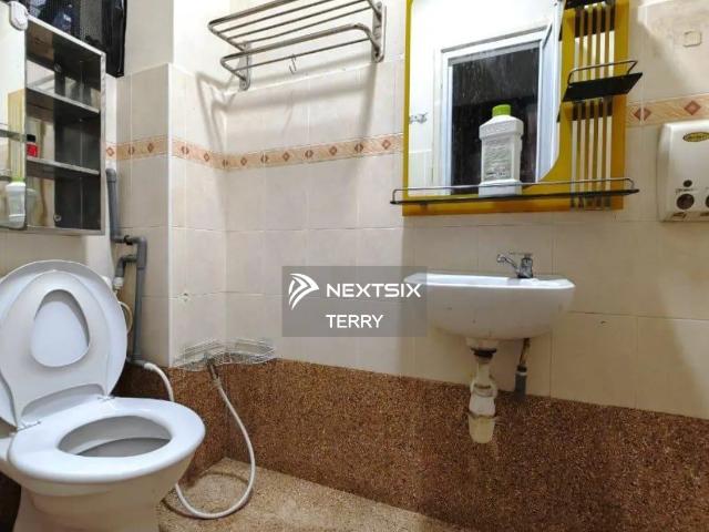 Shop for sale in Kajang, Langat