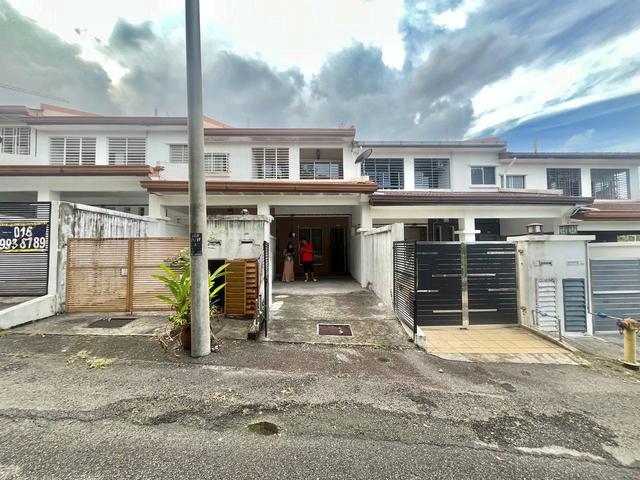 Townhouse for sale in Kajang, Langat