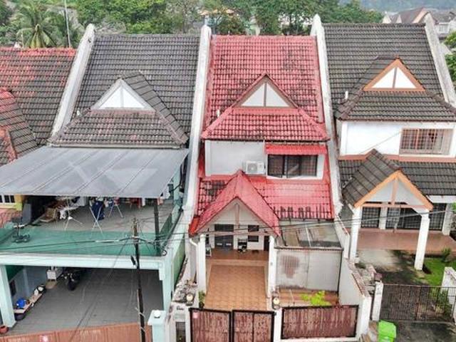 Terraced House for sale in Country Heights Damansara, Kuala Lumpur