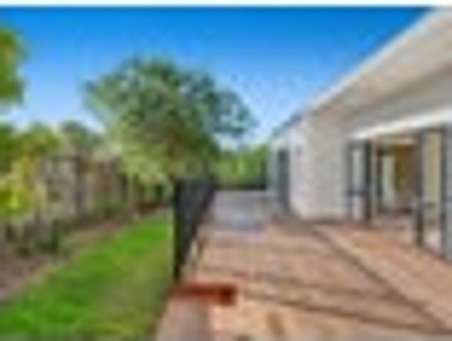 House for sale in Paremoremo, Oroua County
