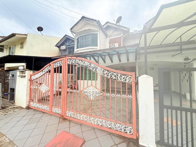 Terraced House for sale in Country Heights Damansara, Kuala Lumpur