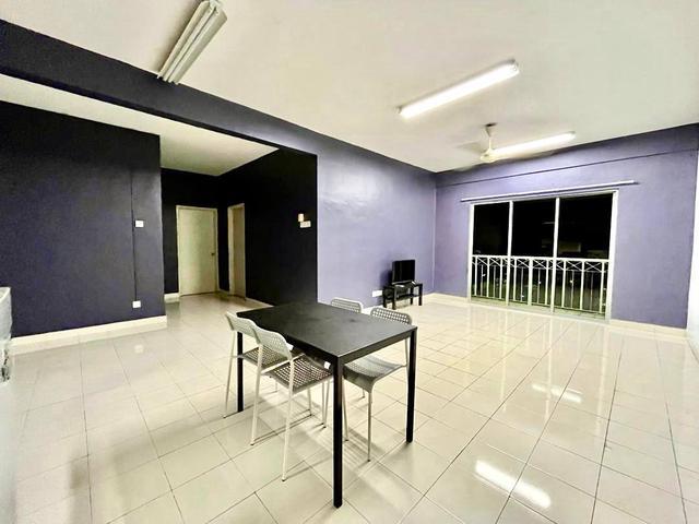 Condominium for sale in Petaling, Subang Jaya
