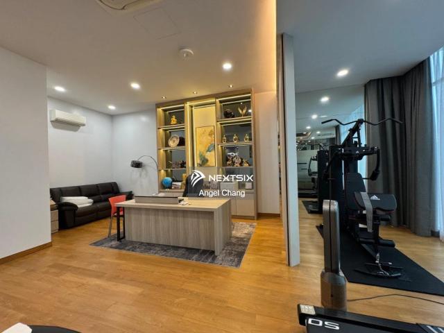 Residential House for sale in Malaka
