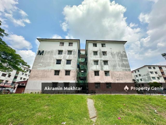 Apartment for sale in Kajang, Langat