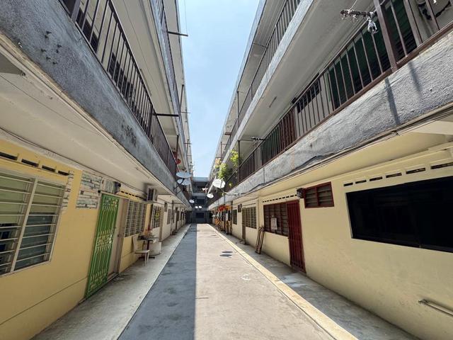 Apartment for sale in Malaka