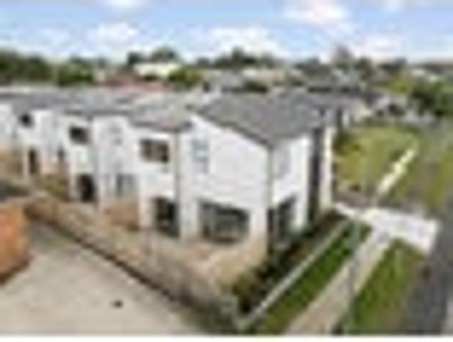 Townhouse for sale in Owhata