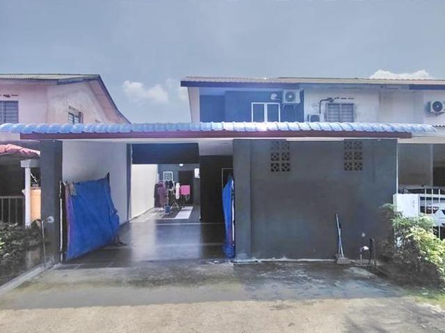 Terraced House for sale in Malaka