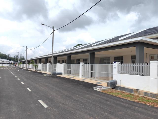 Terraced House for sale in Malaka