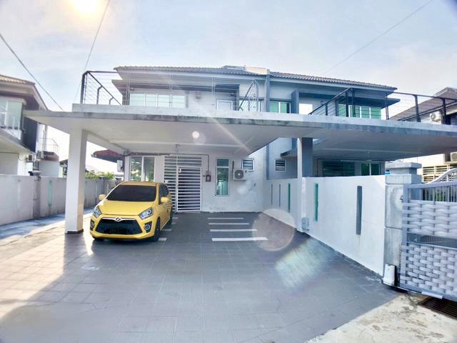 Residential House for sale in Malaka