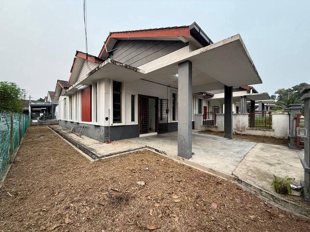 Residential House for sale in Cheng, Bandaraya Melaka