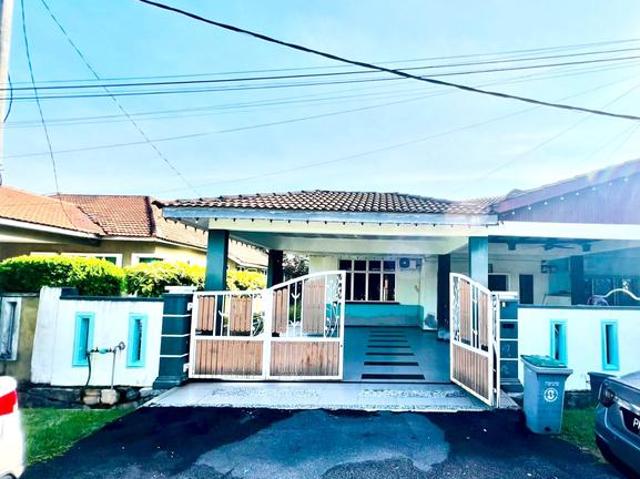 Residential House for sale in Malaka