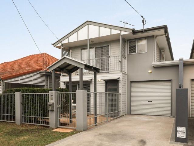 Townhouse for sale in Moorvale, Greater Brisbane