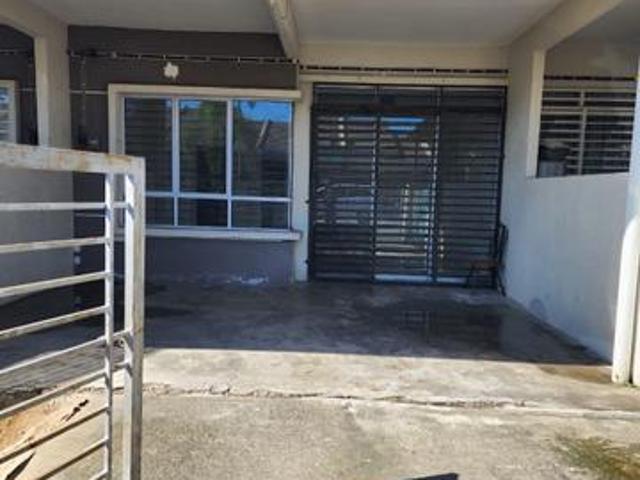 Terraced House for sale in Jenjarom, Selangor