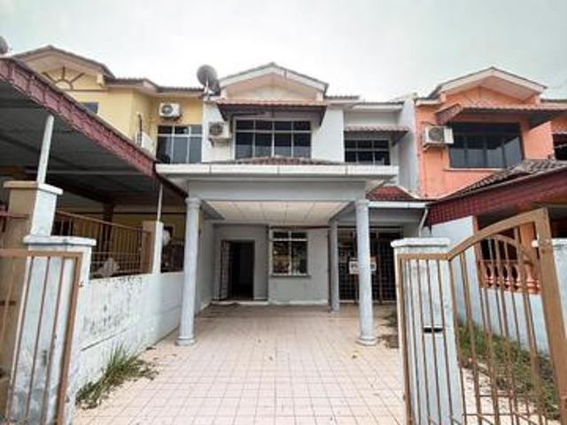 Terraced House for sale in Cheng, Bandaraya Melaka