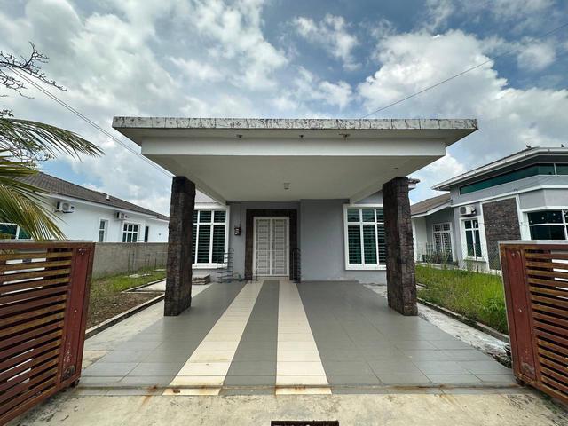 Bungalow for sale in Durian Tunggal, Alor Gajah