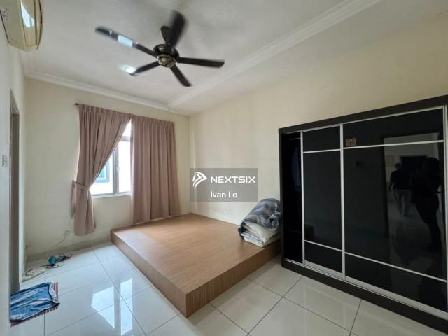 Residential House for sale in Malaka