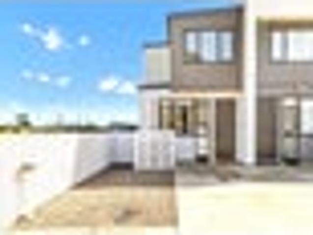 Townhouse for sale in Howick
