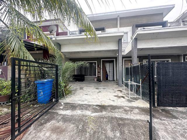 Terraced House for sale in Shah Alam, Petaling