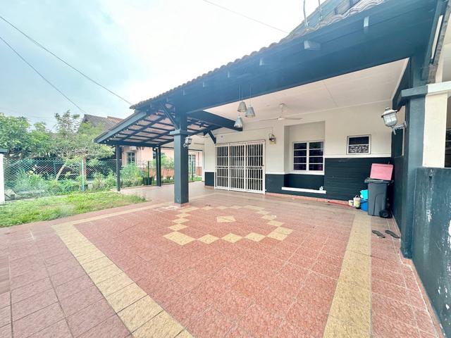 Residential House for sale in Nilai, Negeri Sembilan