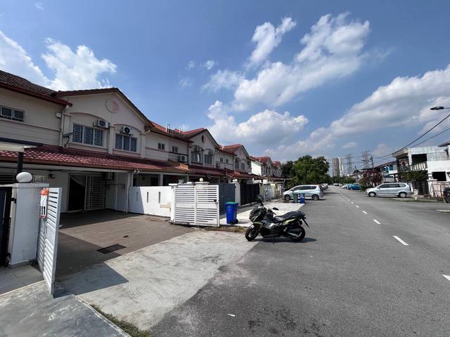 Terraced House for sale in Petaling, Subang Jaya