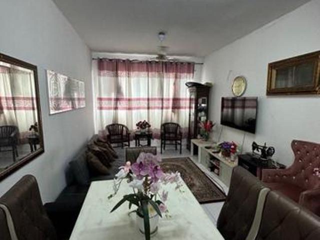 Apartment for sale in Country Heights Damansara, Kuala Lumpur