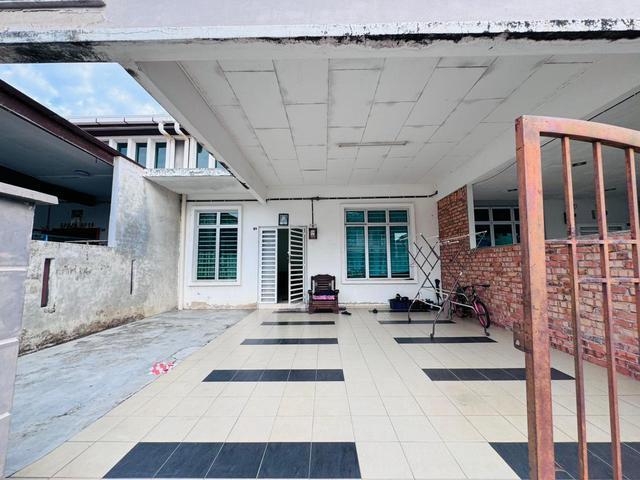 Terraced House for sale in Durian Tunggal, Malaka