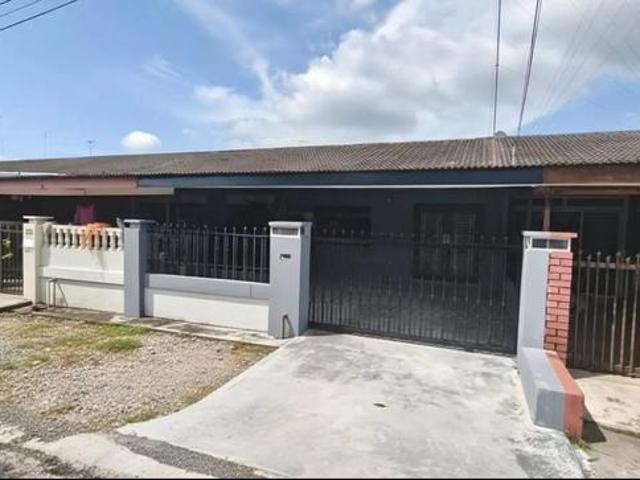 Terraced House for sale in Tangkak, Bukit Gambir