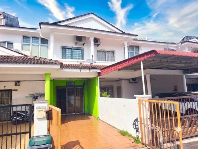 Townhouse for sale in Cheng, Malaka