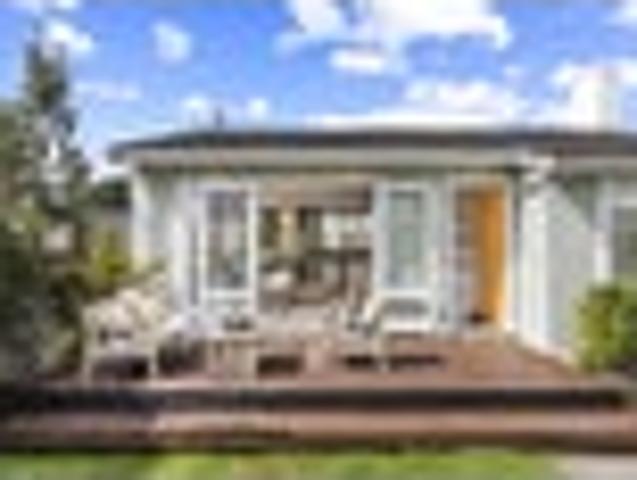 House for sale in One Tree Hill, Oroua County