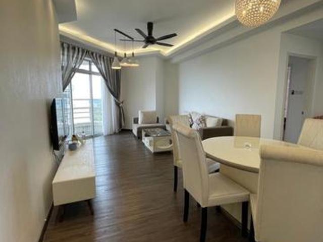 Condominium for sale in Malaka
