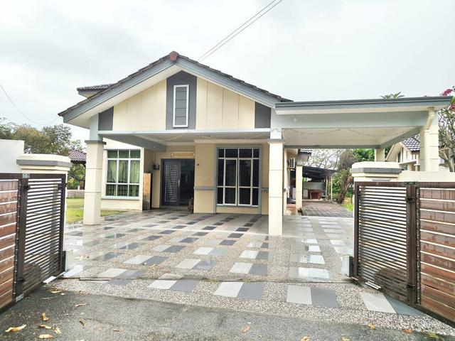 Bungalow for sale in Krubong, Malaka