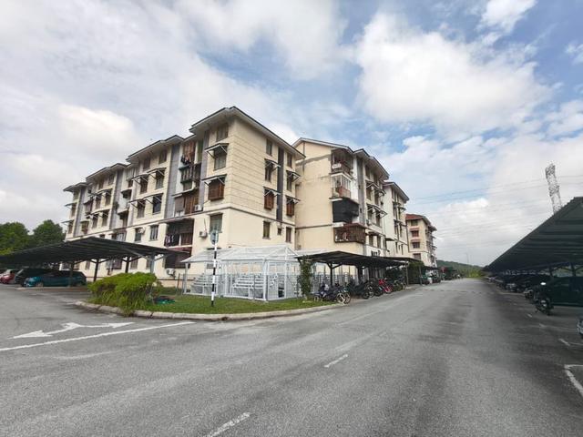 Apartment for sale in Tanjong Sepat, Selangor