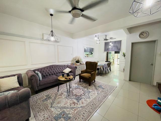 Townhouse for sale in Puchong, Majlis Bandaraya Subang Jaya