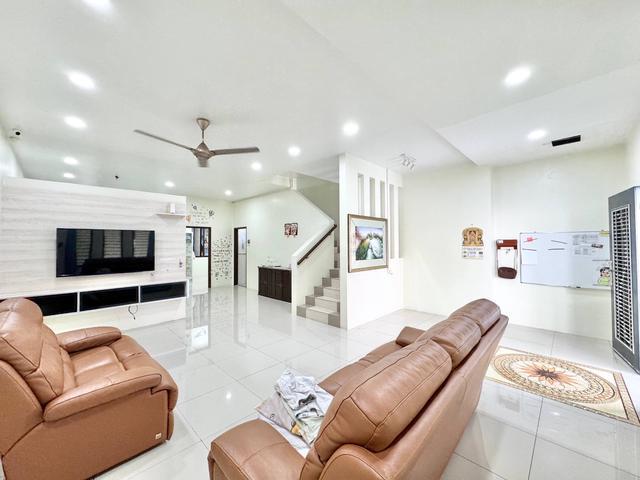 Terraced House for sale in Alam Impian, Selangor