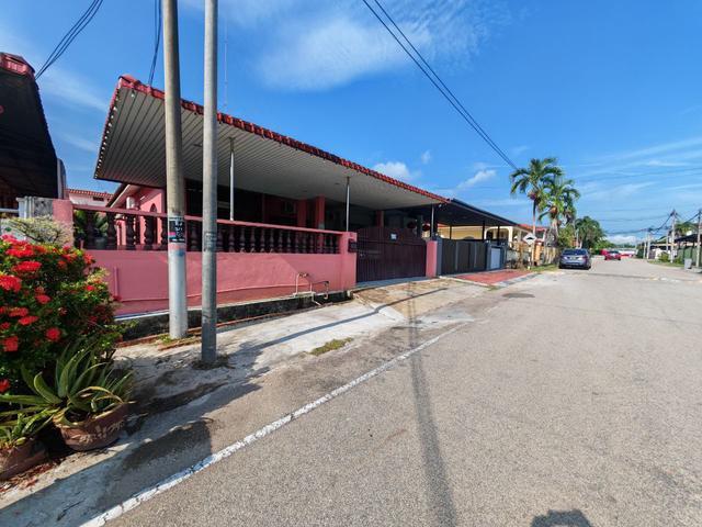 Residential House for sale in Tangkak, Johor