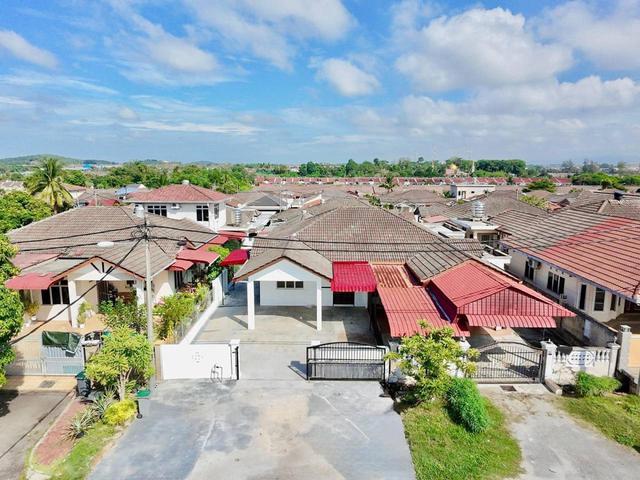 Residential House for sale in Sendayan Village, Negeri Sembilan