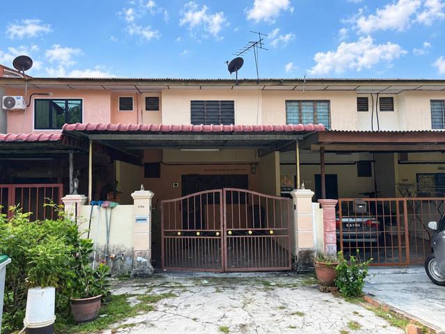 Terraced House for sale in Tampin