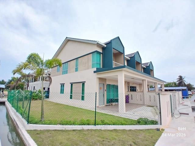 Terraced House for sale in Sabak Bernam, Selangor