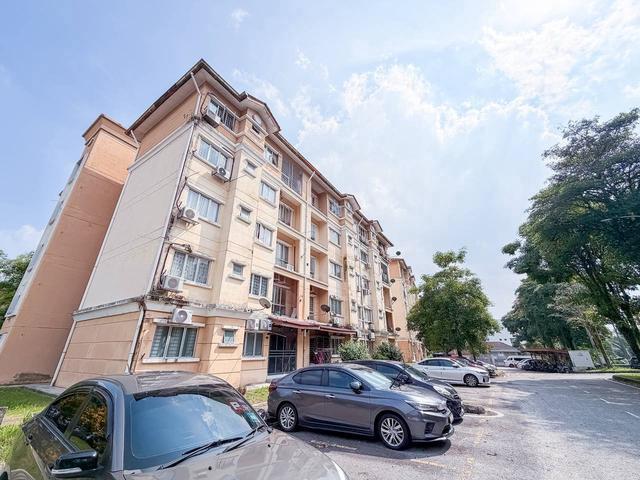 Apartment for sale in Petaling, Alam Impian