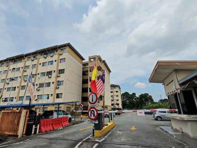 Flat for sale in Kajang, Langat
