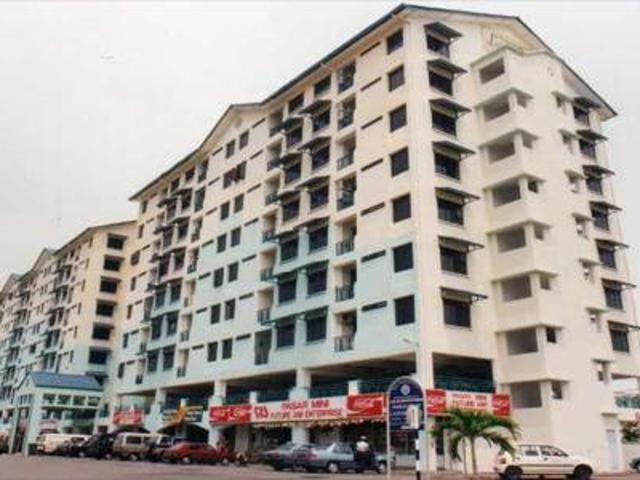 Apartment for sale in Malaka